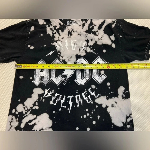 ACDC Graphic Bleach Wash Tee Size S/M crewneck - Picture 6 of 8